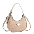 Bolso bandolera beige en piel texturizada con detalle de placa metálica triangular - Caqui