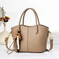 Borsa a mano retrò in pelle marrone con nappa di perline e tracolla regolabile chic - Cachi