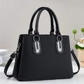 Borsa a mano classica nera da donna con dettagli in argento e tracolla staccabile - Nero