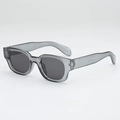 Lunettes de soleil tendance à monture carrée grise translucide et verres foncés - Gris Transparent
