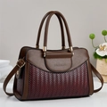 Elegante borsa a mano bicolore in pelle marrone e trama intrecciata bordeaux - Borgogna