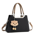 Sac fourre-tout noir texturé avec anses marron et adorable breloque nuage en peluche - Noir