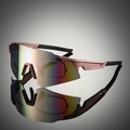 Détail de lunettes de cyclisme avec verre arc-en-ciel et insert optique amovible - Monture Rose Noir Verre Miroir Rose