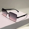 Modern rimless square sunglasses with gradient purple lenses and black glossy temples - Grey Pink
