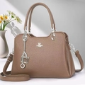 Sac à main en cuir marron avec logo David Jones Paris et chaîne en métal élégante - Khaki