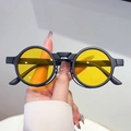 Occhiali da sole retrò tondi neri con lenti gialle per un look vintage stile Harajuku - Montatura Nera Lenti Gialle