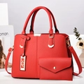 Set borsa a mano rossa in pelle PU con portafoglio a busta e finiture color oro - Rosso Vino