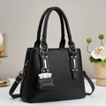 Sac fourre-tout noir en cuir grainé avec détails argentés et bandoulière amovible - Noir