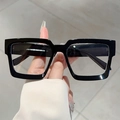 Occhiali anti-luce blu con montatura quadrata nera lucida per un look alla moda - Montatura Nera Lente Trasparente
