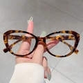 Cat eye blue light blocking glasses featuring a classic leopard tortoiseshell pattern - Tea Pattern Frame Clear Lens