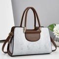 Borsa a tracolla alla moda in pelle di serpente con finiture marroni e scritta FASHION - Argento