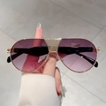 Gafas de sol de aviador doradas con lentes degradadas violetas y detalles de strass - Marco Dorado Lente Degradada Púrpura