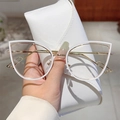 Chic cat eye glasses with white outer frame and gold metal wavy temples and case - White Gold Frame Transparent Lens