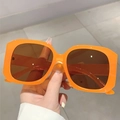 Occhiali da sole quadrati retrò con montatura arancione e lenti color marrone scuro - Montatura Arancione Lente Tè
