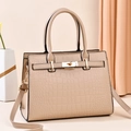 Beige Handtasche für Damen mit Krokodilprägung, Goldverschluss und Tragegriff - Krokodilmuster (Stil 1) / Khaki