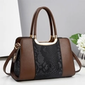 Sac à main chic pour femme avec motif serpent noir et empiècements en cuir marron - Noir