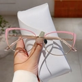 Occhiali cat-eye rosa e oro anti luce blu con custodia pieghevole coordinata - Montatura Oro Rosa Lenti Trasparenti