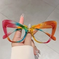 Montura de gafas cat-eye oversize con degradado arcoíris y bisagras doradas - Montura arcoíris lente transparente