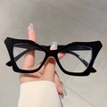 Retro-Brille mit schwarzem Butterfly-Rahmen, Blaulichtfilter und geometrischem Design - Schwarzer Rahmen Klare Linse