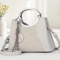 Sac à main élégant en cuir gris et tissu beige avec poignée métallique - Gris