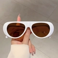 Gafas de sol retro con montura blanca gruesa y lentes marrones para moda exterior - Montura Blanca Lentes Marrones