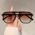 Retro square oversized pilot sunglasses with black frame and brown gradient lenses - Black Frame Gradient Tea Lens