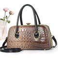 Elegante borsa da medico con motivo a coccodrillo sfumato marrone e chiusura in cristallo - Marrone