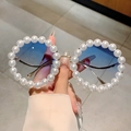 Damen Rundsonnenbrille mit Perlenrahmen und blauen Verlaufsgläsern für Partys - Goldrahmen Farbverlauf Blau Glas