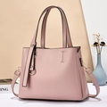 Borsa tote rosa pallido classica a grande capacità con tracolla regolabile e parti dorate - Rosa