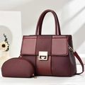 Sac fourre-tout bordeaux minimaliste avec patchwork texturé et boucle dorée carrée - Bordeaux