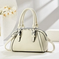 Creamy white shell-shaped tote bag in lychee pattern leather with silver hardware - Off-white