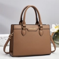 Borsa a mano marrone con grana litchi e dettagli dorati per donne dallo stile elegante - 28/11/21 / Marrone