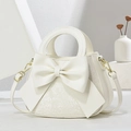 Weiße Handtasche mit Schlangenmuster-Prägung, großer Schleife und Golddetails - Cremeweiß