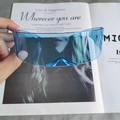 Lunettes de soleil Y2K cyberpunk bleues translucides avec un design futuriste enveloppant - Bleu