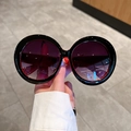 Fashion oversized round sunglasses in black and red frame with gradient lenses - Black Red Frame Gradient Grey