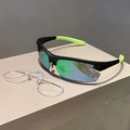 Occhiali sportivi con lenti specchiate verdi e inserto per montatura da vista - Montatura Nera Lenti Specchio Verde