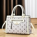 Sac cabas chic en cuir beige à motifs avec détail zippé doré et bandoulière amovible - Crème/Style 1