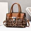 Elegant leopard print patchwork handbag in brown patent leather with metal padlock - Khaki/Earth Yellow
