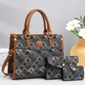 Set borse tote 3 pezzi con motivo jacquard a conchiglia e finiture in pelle marrone - Nero