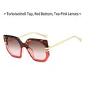 Occhiali da sole quadrati oversize con montatura tartaruga e rossa e lenti sfumate rosa tè - Tartaruga Rosso Lenti Sfumate Tè Rosa