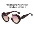Übergroße geometrische Sonnenbrille mit weinrotem Rahmen und pink-gelbem Farbverlauf - Roter Rahmen Rosa Gelbe Gläser