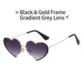 Lunettes de soleil coeur tendance avec monture métal noir et or et verres gris dégradés - Monture Noir Or Verres Gris Dégradés