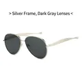 Klassieke aviator zonnebril met zilveren metalen montuur en donkergrijze glazen voor dames - Zilveren Frame Zwart Grijze Lenzen