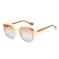 Occhiali da sole alla moda con montatura crema e lenti sfumate marrone-blu di tendenza - Montatura Beige Lenti Tè Blu