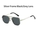 Quadratische Sonnenbrille mit Silberrahmen, hohlen Metallbügeln und schwarz-grauen Gläsern - Silberner Rahmen Schwarzgraue Gläser