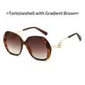 Lunettes de soleil oversize écaille de tortue avec verres dégradés et perle sur branche - Monture Léopard Verres Dégradés Thé