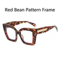 Vintage Oversize-Sonnenbrille mit floralem Rahmen in Rot und goldfarbenen Metallbügeln - Roter Demi Rahmen