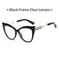 Lunettes de soleil œil de chat avec monture noire, verres clairs et branches dorées - Monture Noire Verres Transparents