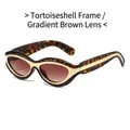 Retro tortoiseshell oval sunglasses with gradient tea lenses and gold metal accents - Leopard Frame Gradient Tea Lens