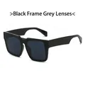Trendy grote vierkante zonnebril met zwart montuur en donkergrijze glazen voor dames - Zwart Frame Zwart Grijze Glazen